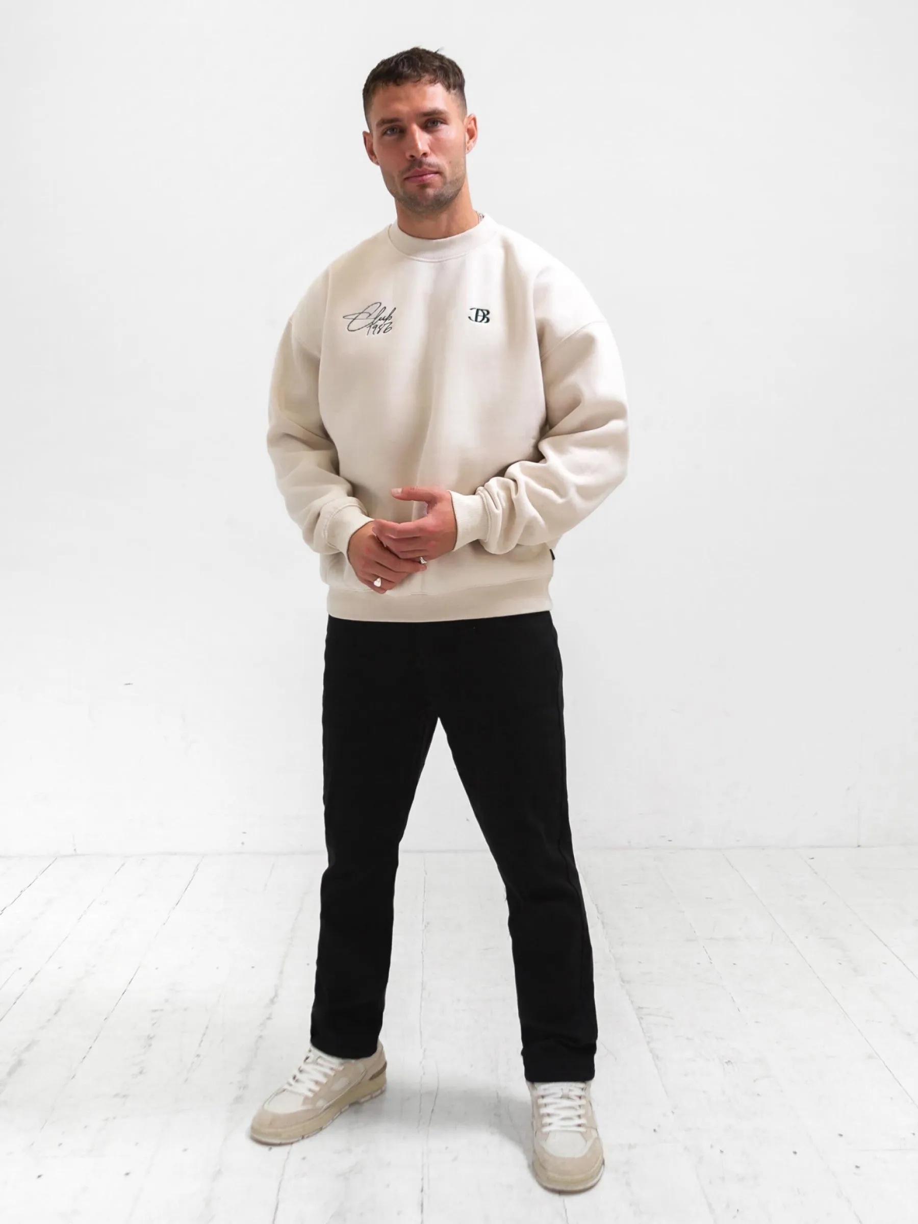 Club Relaxed Jumper - Chalk