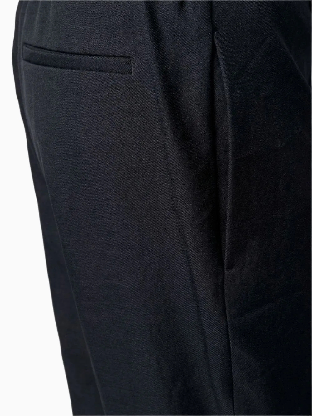 Slim-fit cropped trousers