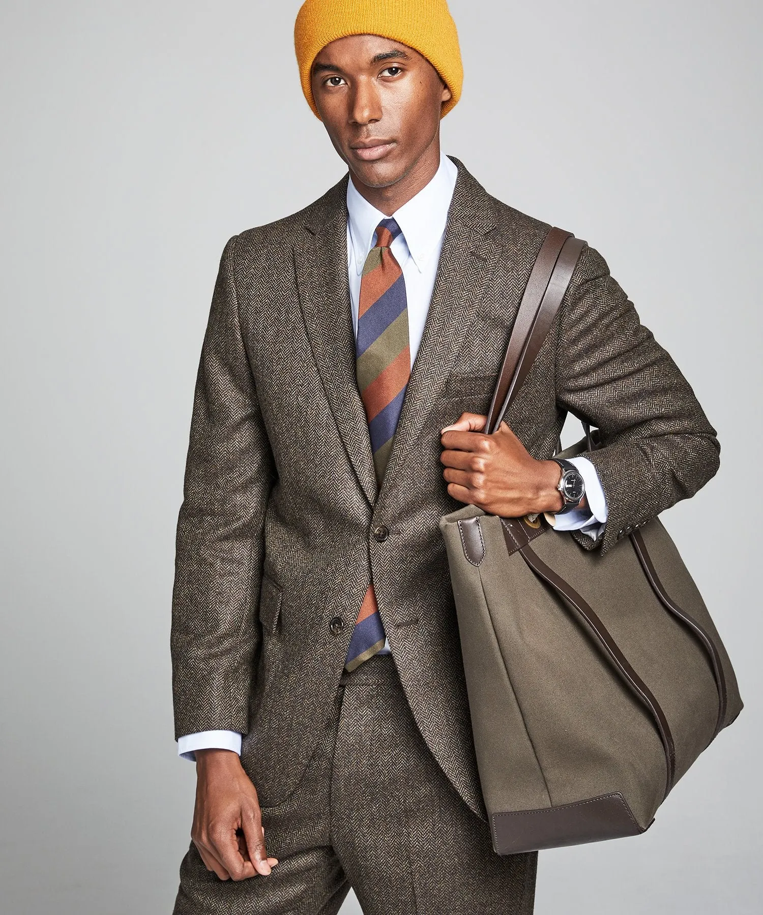 Wool Cashmere Herringbone Sutton Suit in Olive